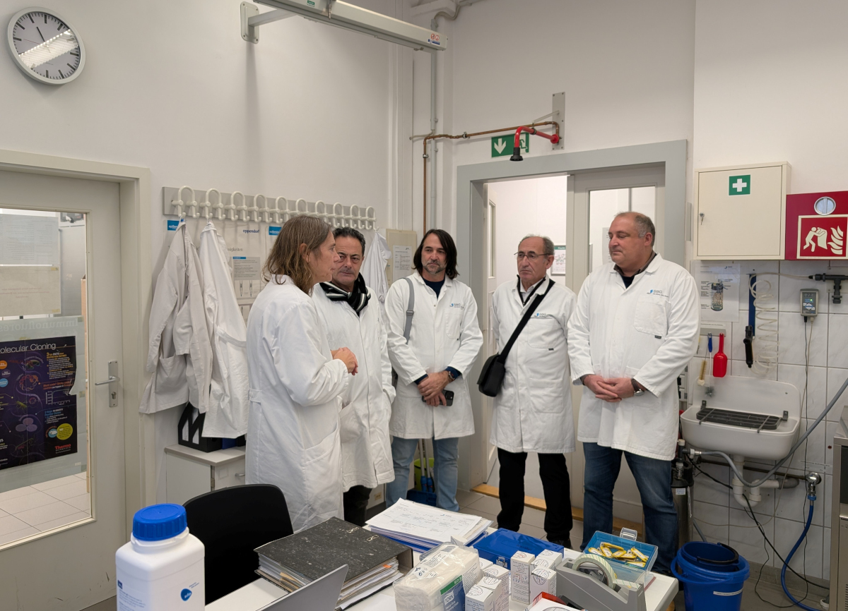 Besuch_des_biotechnologischen_Labors.jpeg