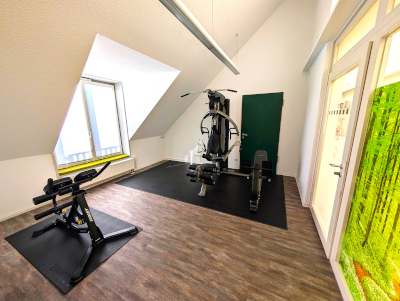 Neu_gestalteter_Fitneßraum_im_Wohnheim_Bild_05_400_B.jpeg
